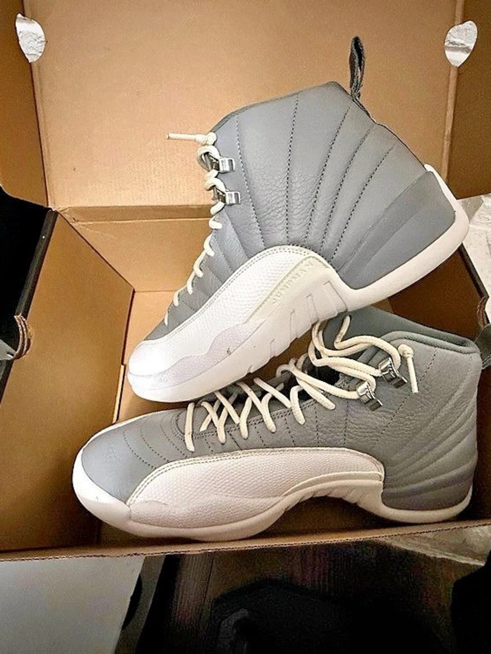 Jordan Air Jordan 12 Retro 'Stealth' Sneakers Gray & White US 11